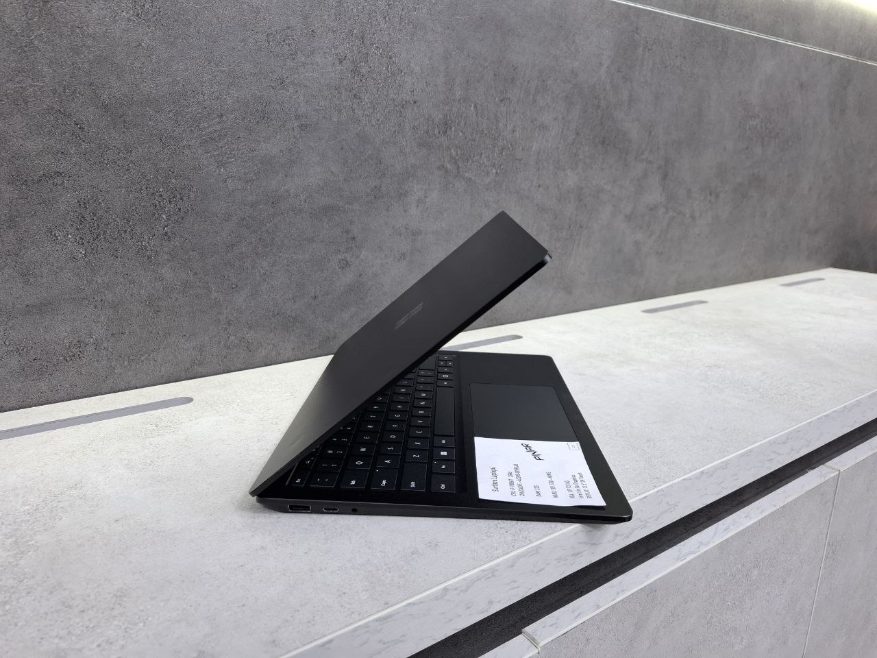 Surface Laptop4 - Image 2